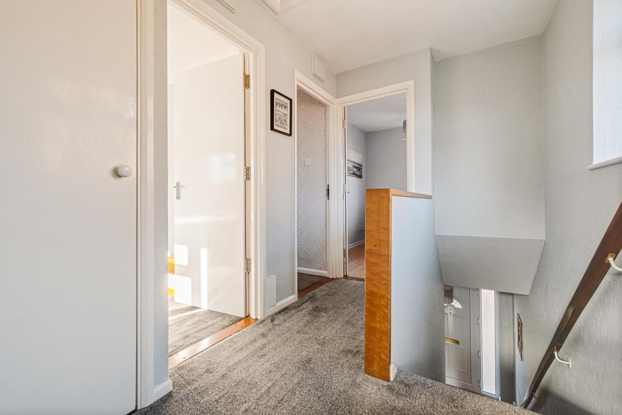 Comfy And Freshly Redecorated Home By Our Home Short Stays Close To Town Centre With Free Parking Бедфорд Экстерьер фото